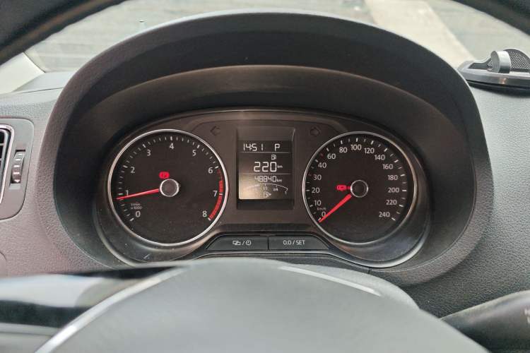 Used Volkswagen Polo 2016 1.6L Automatic Comfort Model Instrument Cluster