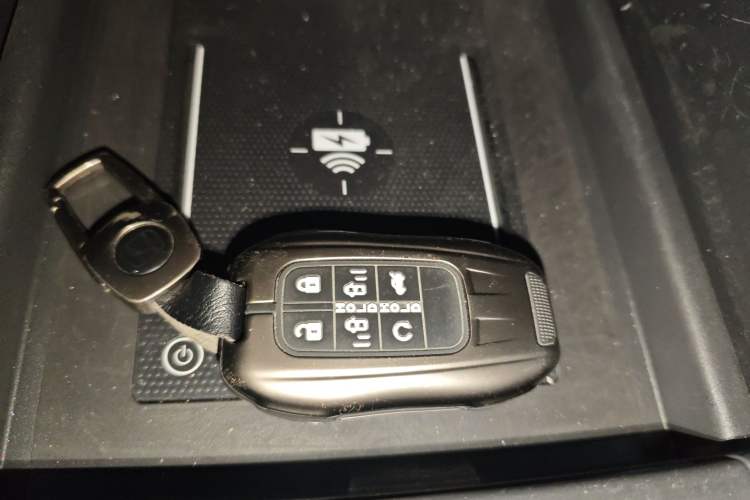 Used Honda Elysion 2024 2.0L eHEV Luxury Edition