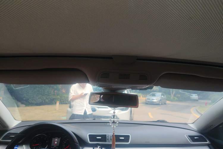 Used Volkswagen FAW-Volkswagen CC 2012 2.0 TSI Luxury Model
