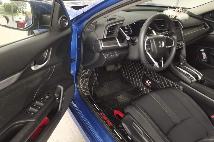 Used Honda Civic 2019 220TURBO CVT Dynamic Edition China VI