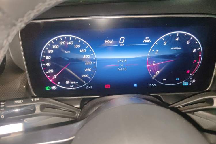 Used Mercedes-Benz GLC Coupe 2025 GLC 260 4MATIC Coupe SUV Instrument Cluster