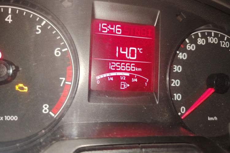 Used Volkswagen Santana 2015 1.6L Manual Fashion Edition