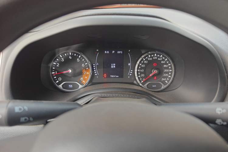 Used Jeep Renegade 2018 Connected Large Screen Version 180T Automatic High-Energy Edition Instrument Cluster