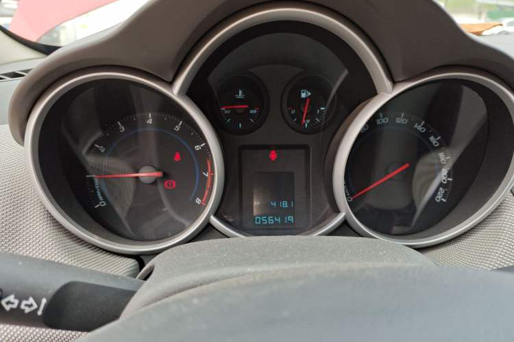 Used Chevrolet Cruze 2013 1.6L SE MT Instrument Cluster