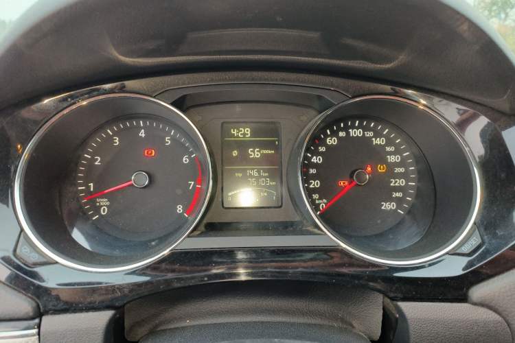 Used Volkswagen Sagitar 2015 1.6L Manual Comfort Model