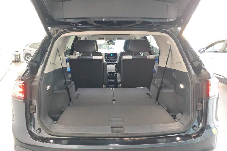 Used Volkswagen ID.6 CROZZ 2022 Long-Range PRO Edition