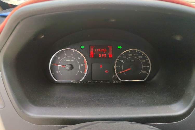 Used Wuling Rongguang 2014 1.5L S Standard Version