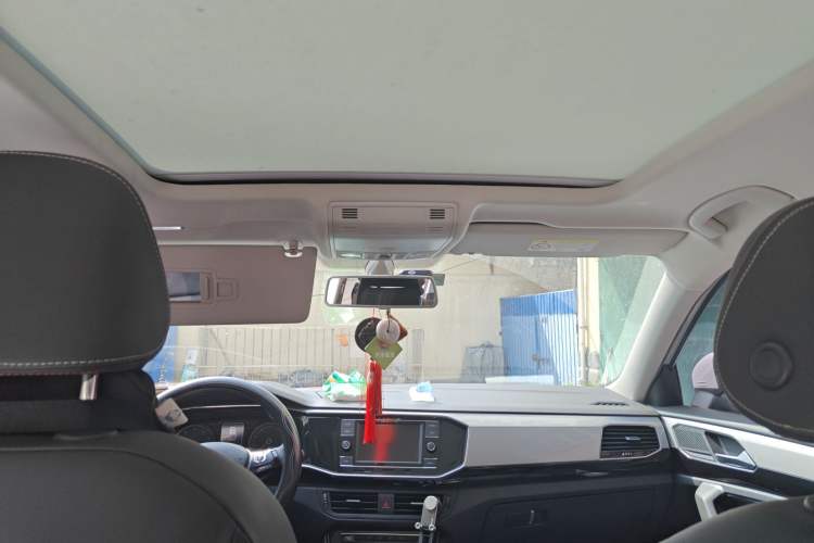 Used Volkswagen Tayron 2019 330TSI Two-Wheel Drive Luxury Model China VI Standard