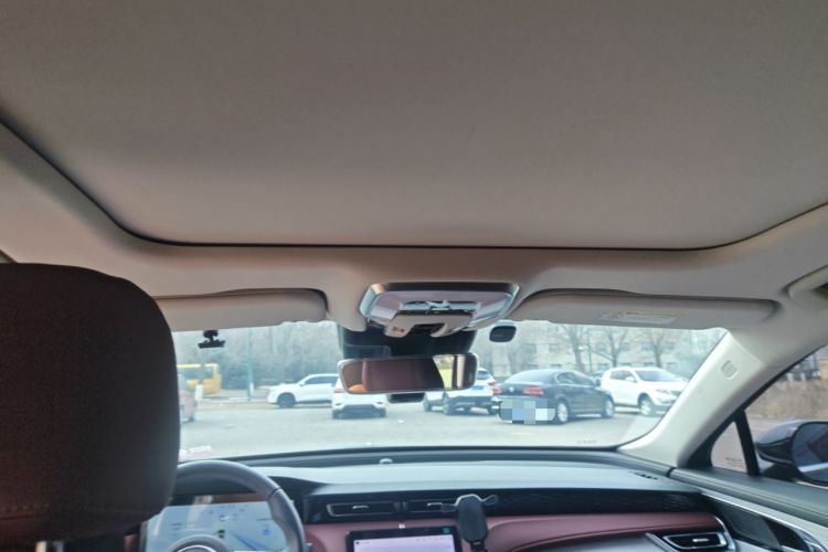 Used Hongqi H5 2025 2.0T Automatic Flag Edition – 500 000 Units Commemorative Version
