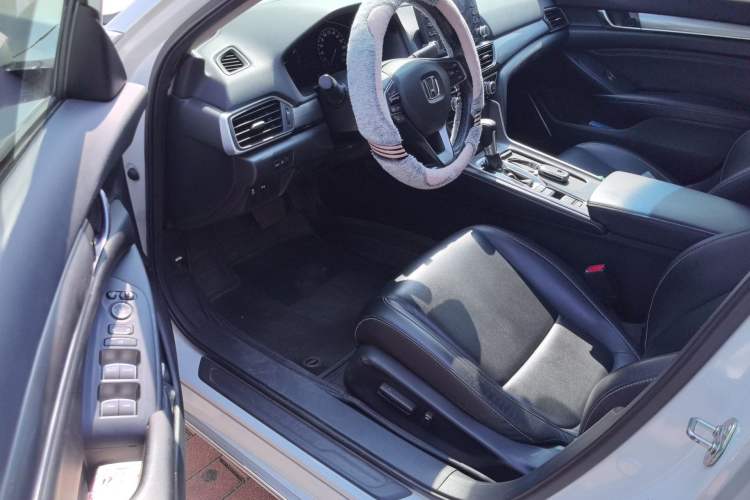 Used Honda Inspire 2019 260TURBO Elegant Edition China VI Emission Standard
