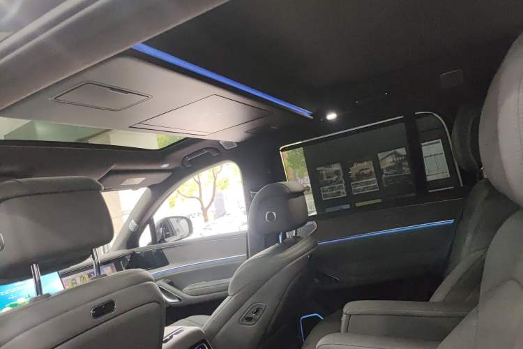 Used Denza N9 2025 Flagship Model Headliner