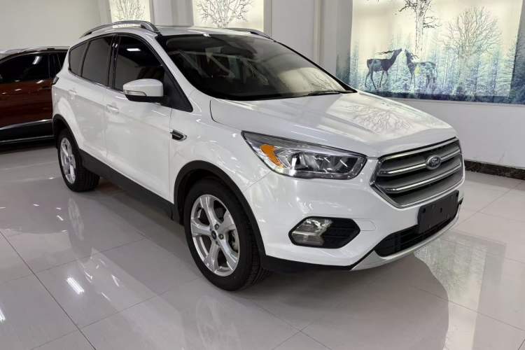 Used Ford Kuga 2018 EcoBoost 180 Two-Wheel-Drive Platinum Edition