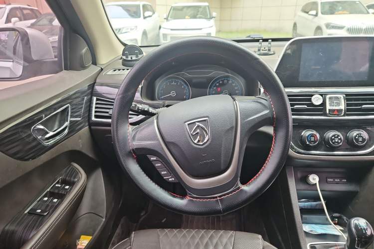 Used Baojun 630 2016 1.5L Manual Elite Edition