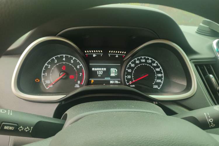 Used Chevrolet Monza 2019 Redline 320T Dual-Clutch Joyful Edition China VI Standard