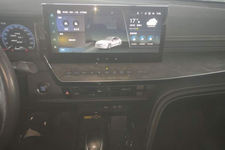 Used Toyota Camry 2024 2.0G Prestige Edition
