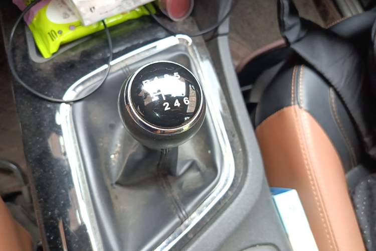 Used Soueast DX7 2016 1.5T Manual Triumph Edition