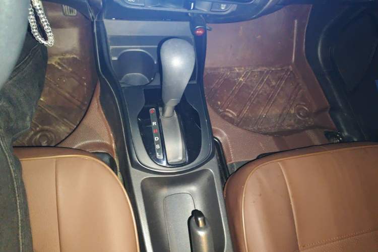 Used Honda City 2015 1.5L CVT Comfort Version Gear Lever