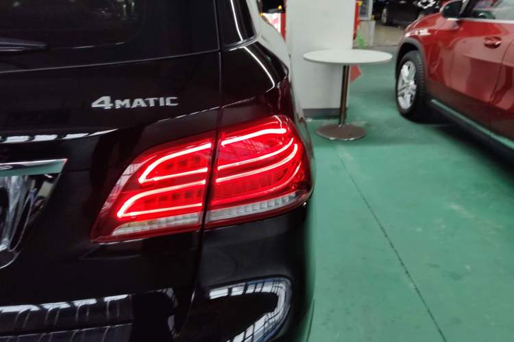 Used Mercedes-Benz GLE 2019 GLE 320 4MATIC Dynamic Edition Prestige Model
