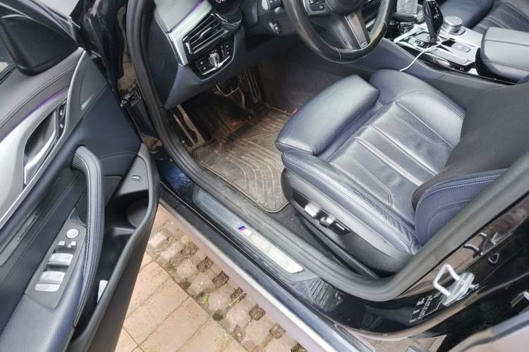 Used BMW 5 Series 2018 525i M Sport Package