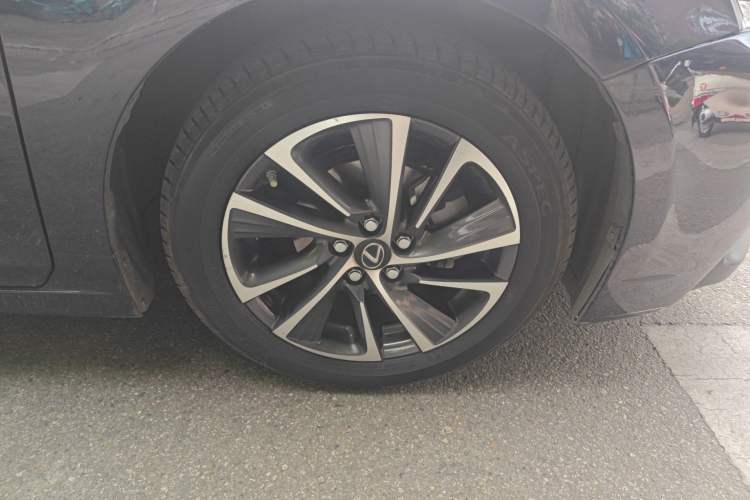 Used Lexus CT 2017 CT200h Comfort Edition Monochrome China V Standard Right Front Wheel Hub