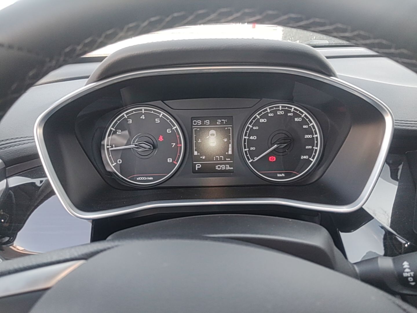 Geely Auto Coolray 2025 Model 1.5L CVT Superpower Edition MAX — снимка 16