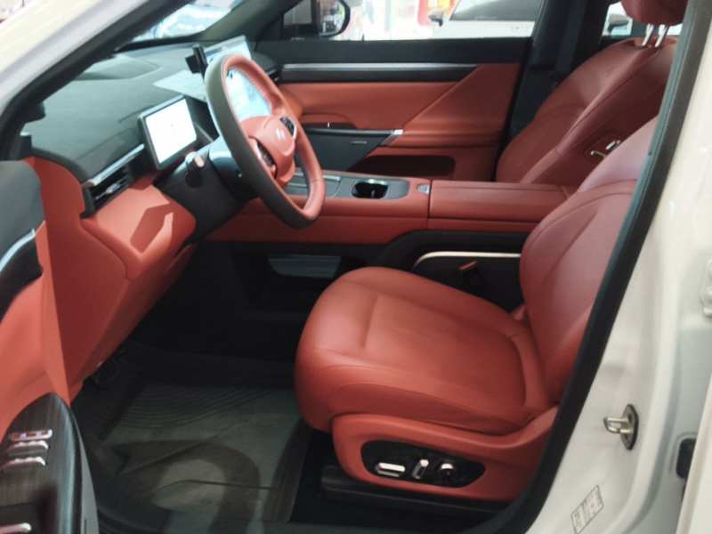 Used Dongfeng eπ eπ008 2024 210Max Range-Extended Version 6 Seats — 14