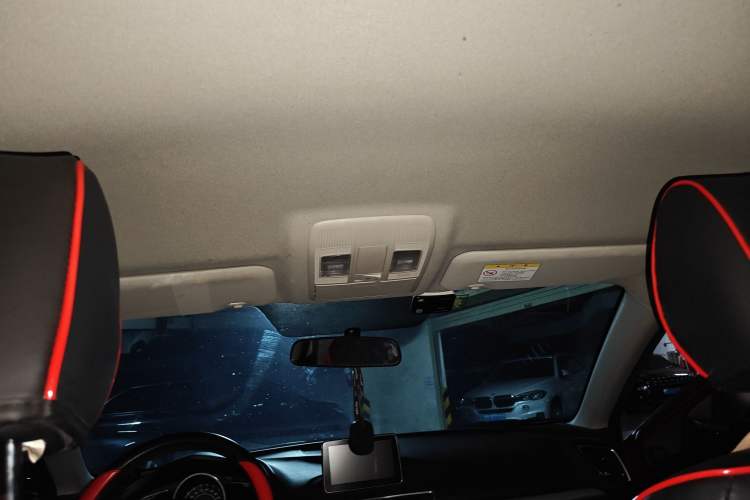 Used Mazda 3 Axela 2014 Sedan 1.5L Automatic Comfort Model