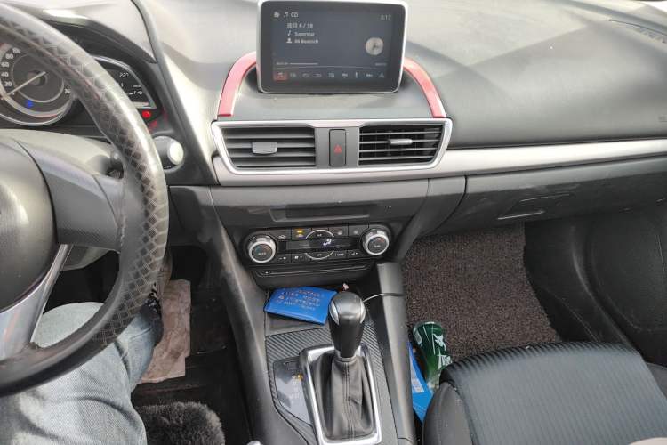 Used Mazda 3 Axela 2014 Sedan 1.5L Automatic Luxury Model Audio And AC Panel