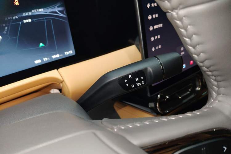 Used Leapmotor C01 2024 Range-Extended 216 Luxury Edition