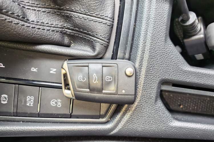 Used Volkswagen Lavida 2024 1.5L Automatic 5 Million Edition Vehicle Key