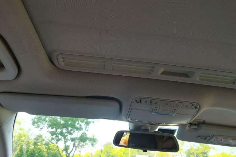 Used Mercedes-Benz C-Class 2016 C 180 L Sport Edition
