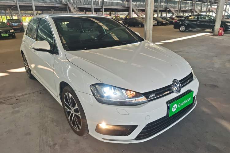 Used Volkswagen Golf 2016 1.4TSI Automatic R-Line