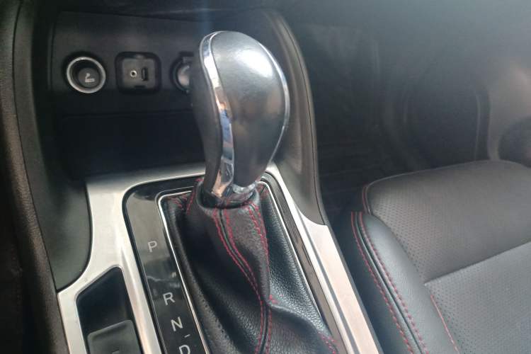 Used Changan CS75 2014 1.8T Automatic Prestige Model China IV Standard