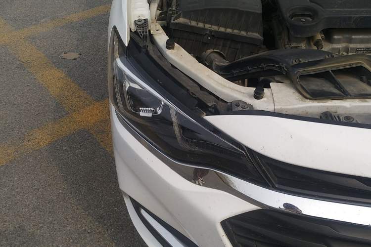 Used Chevrolet Monza 2022 320 Automatic Enjoyment Sunroof Version Right Front Headlight