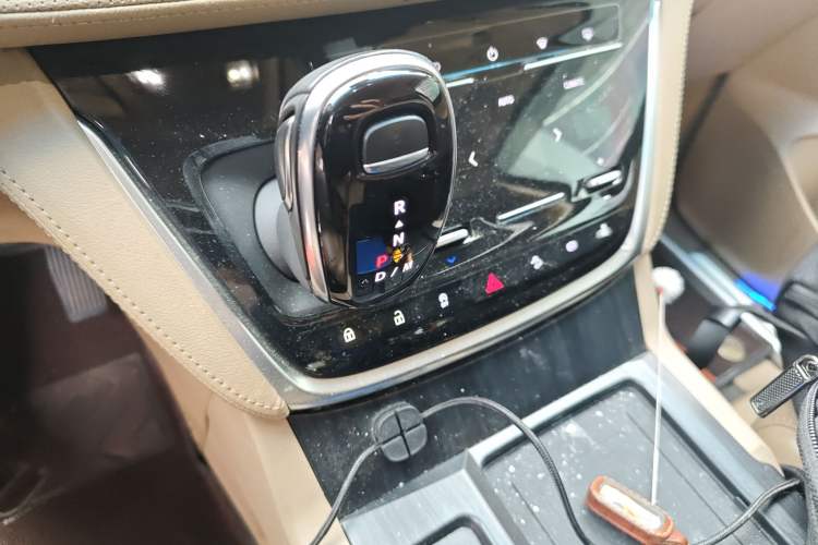 Used Buick GL8 2021 ES Land Cruiser 653T Luxury Edition