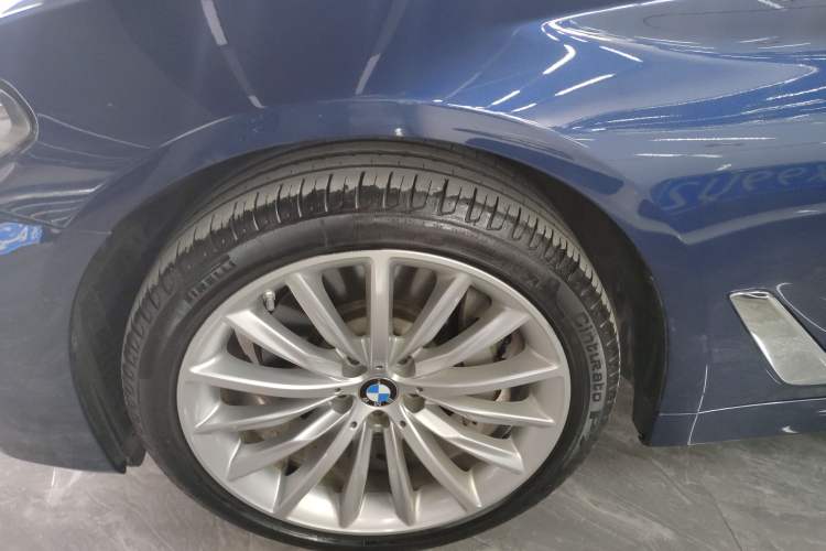 Used BMW 5 Series 2021 530Li Luxury Edition Premium Package
