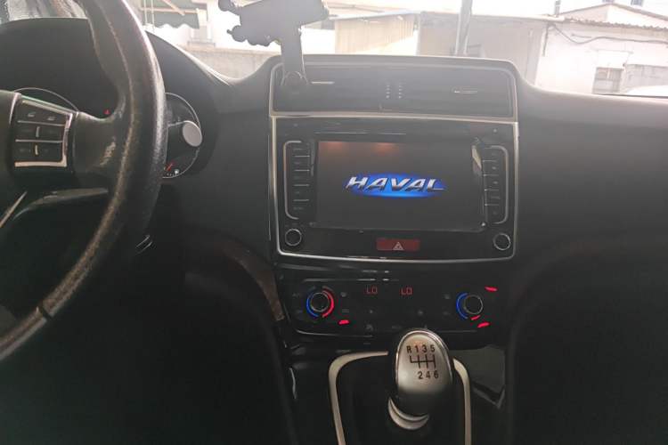 Used Haval H6 2014 Sport Version 1.5T Manual Two-Wheel Drive Elite Edition Audio And AC Panel