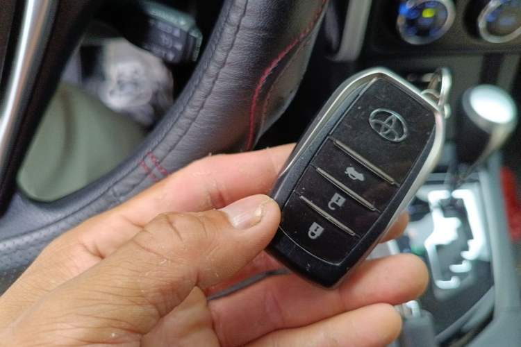 Used Toyota Corolla 2018 1.2T S-CVT GL-i Zhihui Edition Vehicle Key