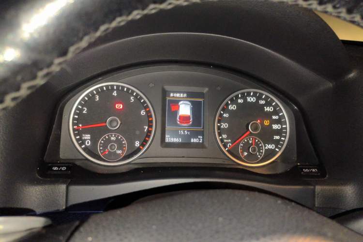 Used Volkswagen Tiguan 2015 1.8TSI Automatic Two-Wheel Drive Luxury Model Instrument Cluster