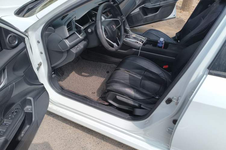 Used Honda Civic 2016 220TURBO CVT Luxury Edition