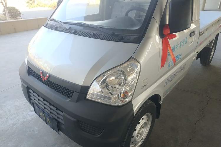 Used Wuling Rongguang Small Truck 2019 1.5L Base Single-Row Emission Standard VI L3C
