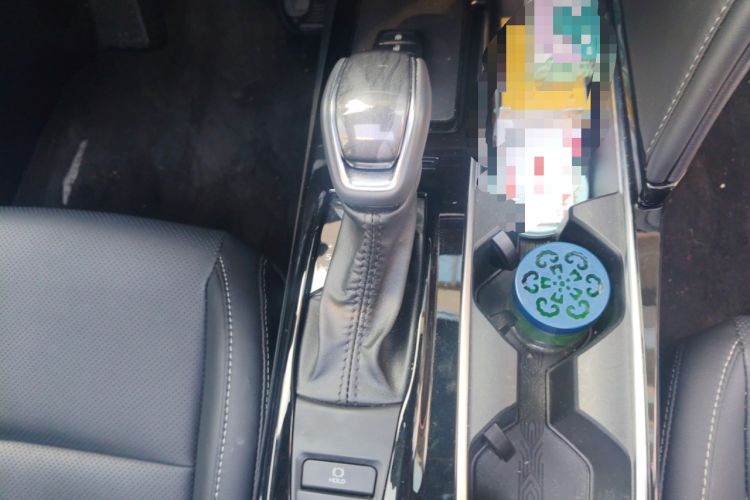 Used Toyota Camry 2024 Dual-Motor 2.0 HGVP Luxury Edition
