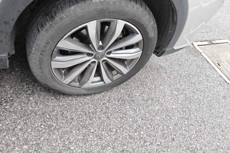 Used Roewe RX5 MAX 2019 300TGI Automatic 4G Connect Luxury Edition