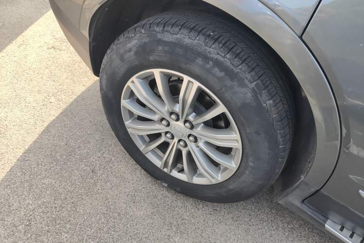 Used Cadillac XT5 2018 25T Luxury Model