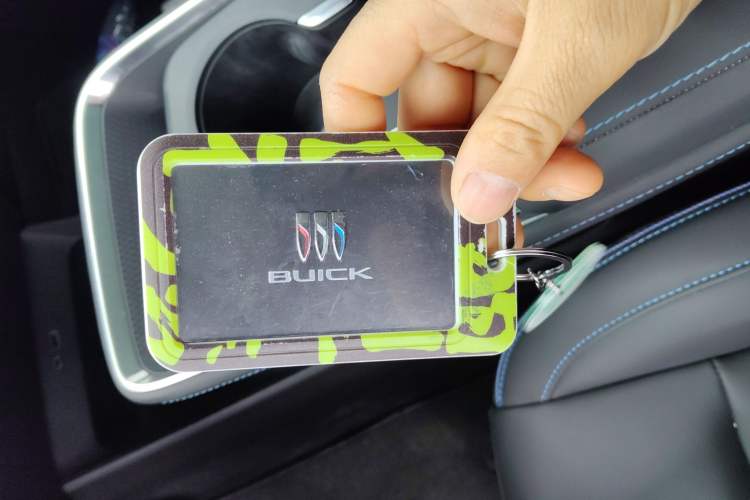 Used Buick E4 2023 Smart Edition
