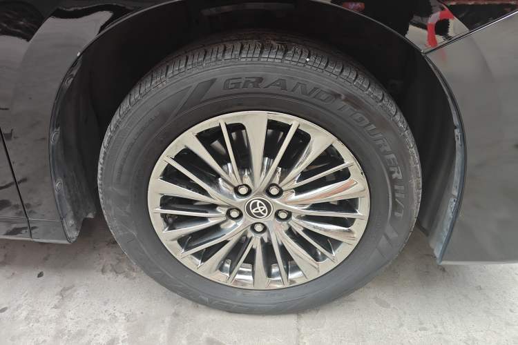 Used Toyota Vellfire 2019 Dual-Engine 2.5L HV Luxury Edition
