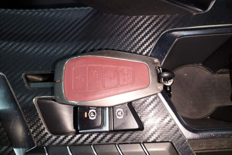 Used Geely Auto Coolray 2019 Sport Version 260T DCT Battle China VI Standard
