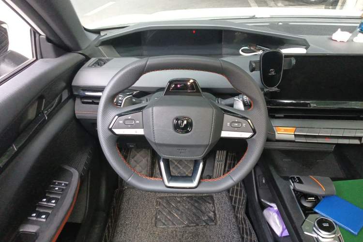 Used CHANGAN UNI-V 2022 1.5T Sport Edition