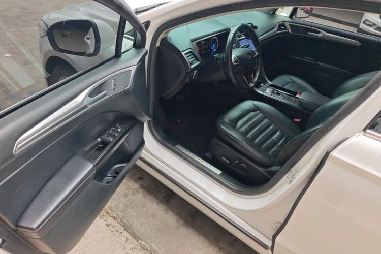 Used Ford Mondeo 2017 EcoBoost 200 Stylish Model