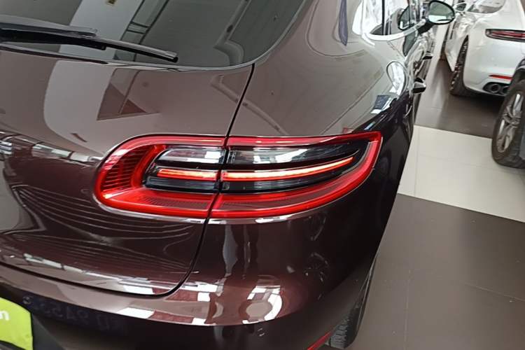 Used Porsche Macan 2017 Macan 2.0T